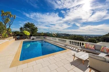 3 Bedroom Villa For Sale in Boliqueime