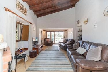 3 Bedroom Villa For Sale in Conceição
