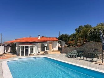 3 Bedroom Villa For Sale in Estoi