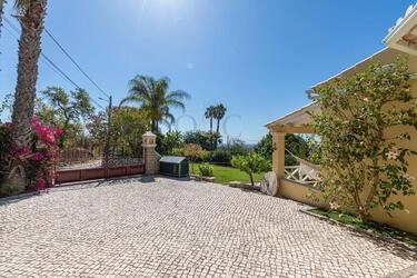 3 Bedroom Villa For Sale in Loulé (São Clemente)