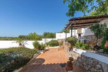 3 Bedroom Villa For Sale in Santa Bárbara de Nexe