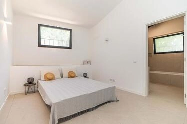 3 Bedroom Villa For Sale in Santa Bárbara de Nexe