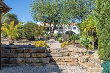 3 Bedroom Villa For Sale in Santa Bárbara de Nexe