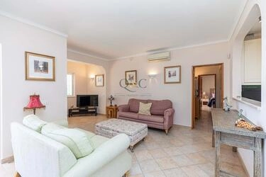 3 Bedroom Villa For Sale in São Brás de Alportel