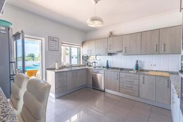 3 Bedroom Villa For Sale in Fuseta