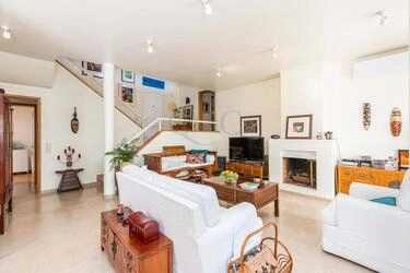 3 Bedroom Villa For Sale in Almancil