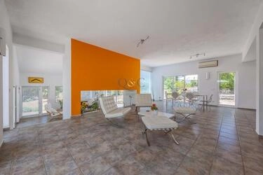 3 Bedroom Villa For Sale in Santa Catarina da Fonte do Bispo