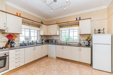 Villa avec 3 chambres à vendre à Santa Bárbara de Nexe