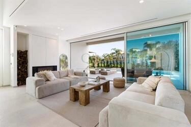 Villa com 3 quartos à venda em Santa Bárbara de Nexe