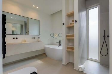 Villa com 3 quartos à venda em Santa Bárbara de Nexe