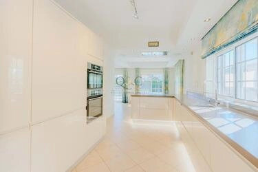 4 Bedroom Villa For Sale in Loulé (São Clemente)