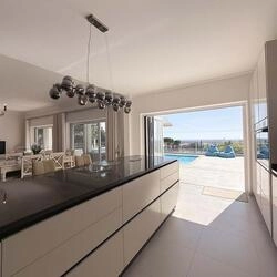 4 Bedroom Villa For Sale in Almancil