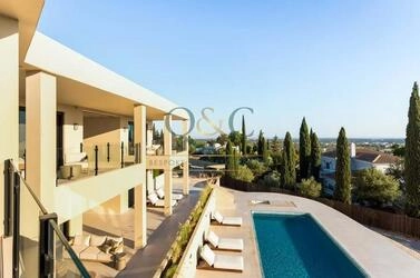 4 Bedroom Villa For Sale in Loulé (São Clemente)