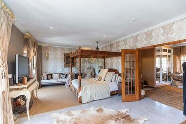 4 Bedroom Villa For Sale in Santa Bárbara de Nexe
