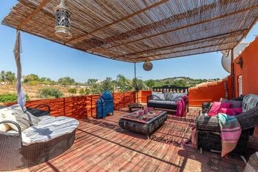 4 Bedroom Villa For Sale in Santa Bárbara de Nexe