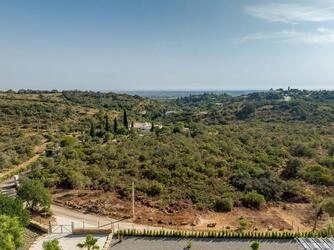 4 Bedroom Villa For Sale in Santa Bárbara de Nexe