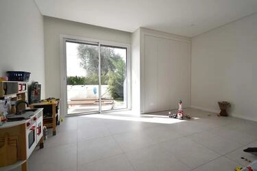 4 Bedroom Villa For Sale in Santa Bárbara de Nexe