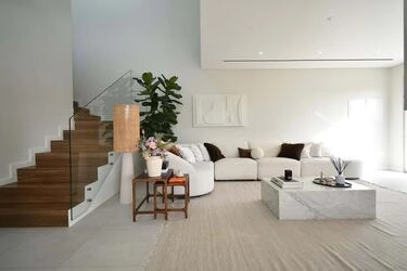 4 Bedroom Villa For Sale in Santa Bárbara de Nexe