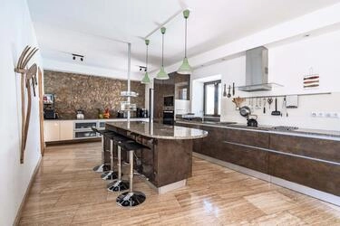 4 Bedroom Villa For Sale in Santa Bárbara de Nexe