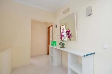 4 Bedroom Villa For Sale in Santa Bárbara de Nexe