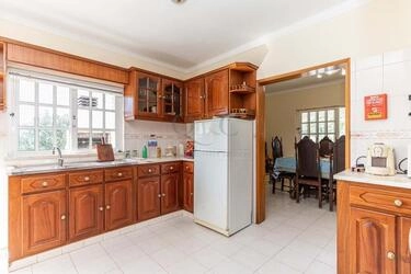 4 Bedroom Villa For Sale in Santa Bárbara de Nexe