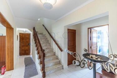 4 Bedroom Villa For Sale in Santa Bárbara de Nexe