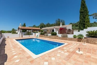 4 Bedroom Villa For Sale in São Brás de Alportel