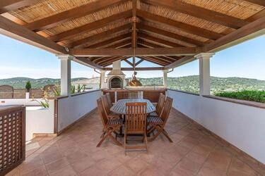 4 Bedroom Villa For Sale in São Brás de Alportel