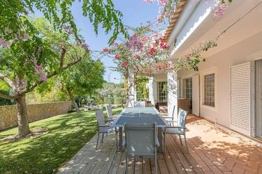 4 Bedroom Villa For Sale in Boliqueime