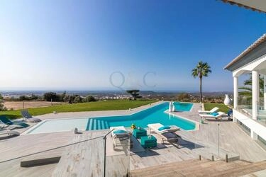 4 Bedroom Villa For Sale in Loulé (São Clemente)