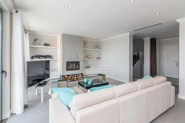 4 Bedroom Villa For Sale in Loulé (São Clemente)