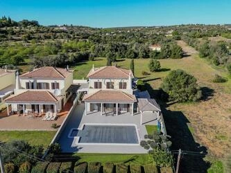 Villa avec 4 chambres à vendre à Loulé (São Clemente)