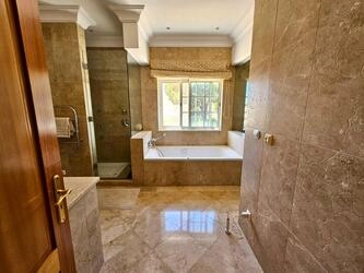 Villa avec 4 chambres à vendre à Almancil
