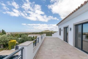 Villa avec 4 chambres à vendre à Loulé (São Clemente)