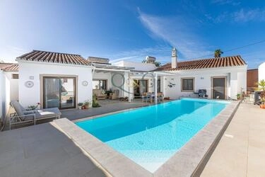 Villa avec 4 chambres à vendre à Santa Bárbara de Nexe