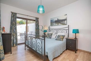 Villa avec 4 chambres à vendre à Santa Bárbara de Nexe