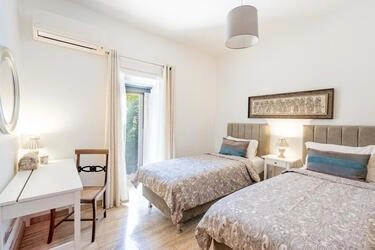 Villa avec 4 chambres à vendre à Santa Bárbara de Nexe