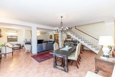 Villa avec 4 chambres à vendre à Santa Bárbara de Nexe