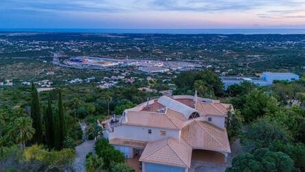 Villa avec 4 chambres à vendre à Santa Bárbara de Nexe