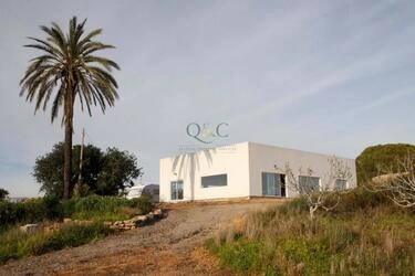 Propriété unique avec vue sur la mer à Ria Formosa, près d'O