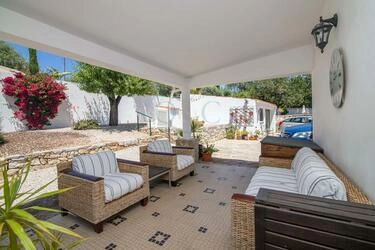 Villa avec 4 chambres à vendre à Santa Bárbara de Nexe