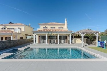Villa com 4 quartos à venda em Loulé (São Clemente)