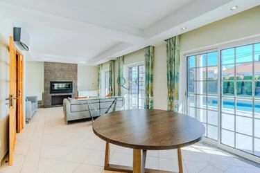 Villa com 4 quartos à venda em Loulé (São Clemente)