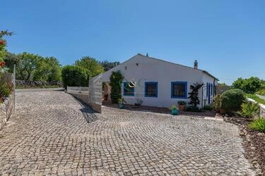 Villa com 4 quartos à venda em São Brás de Alportel