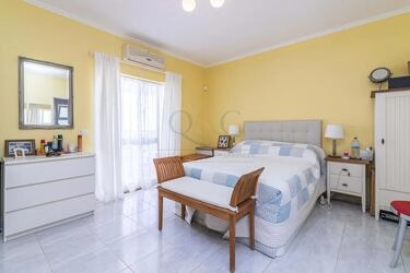 Villa com 4 quartos à venda em Santa Bárbara de Nexe