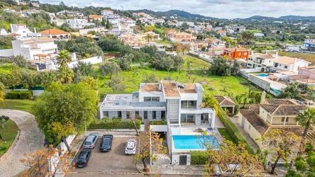 Villa com 4 quartos à venda em São Brás de Alportel