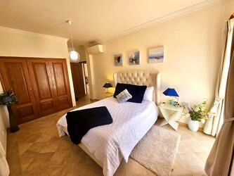 5 Bedroom Villa For Sale in Almancil