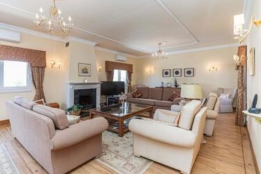 5 Bedroom Villa For Sale in São Brás de Alportel