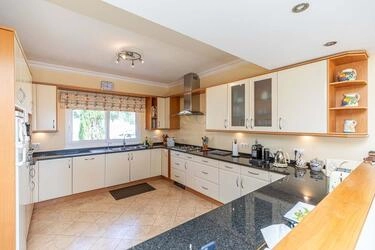 5 Bedroom Villa For Sale in São Brás de Alportel