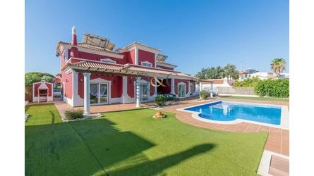 Villa avec 5 chambres à vendre à Quarteira